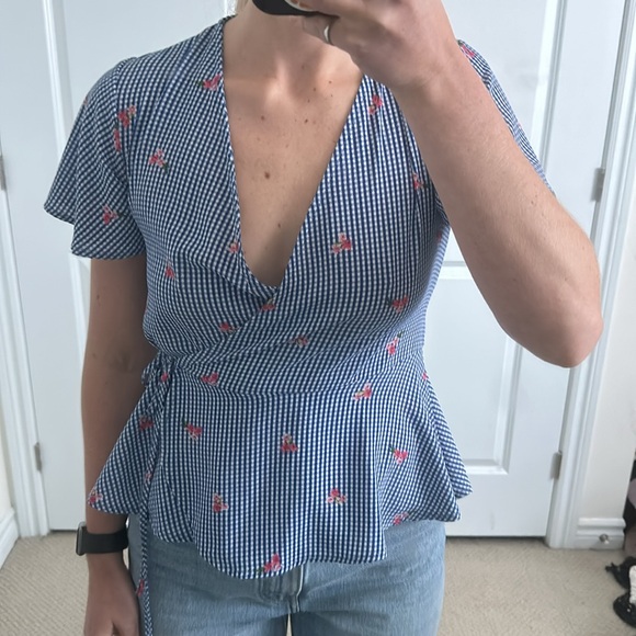 Patterned Wrap Top - Picture 2 of 5